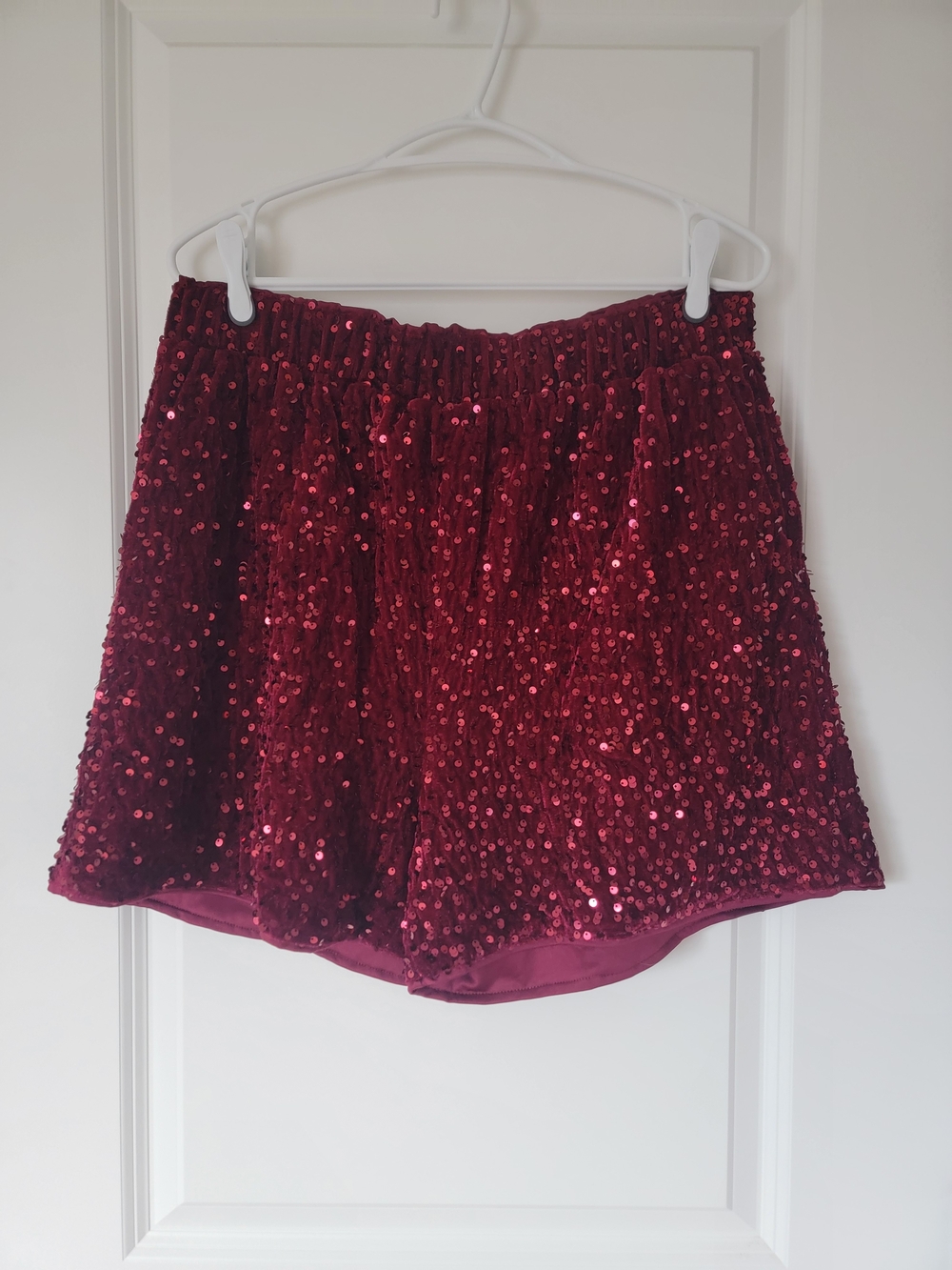 Cupshe Burgundy Sequin Velvet Shorts
